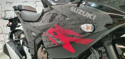 2026 Suzuki Gixxer SF 250 Gixxer Black