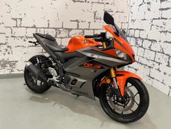 2022 Yamaha YZF-R3 R3 Orange