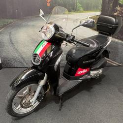 2013 APRILIA SCARABEO 125 Black