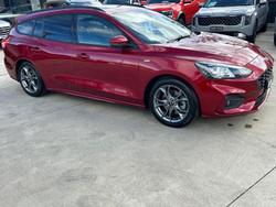 2019 Ford Focus ST-Line