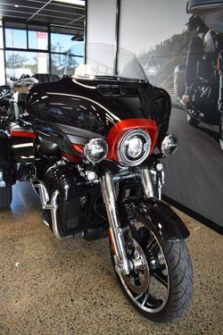 2020 HARLEY-DAVIDSON FLHTCUTGSE CVO TRI GLIDE