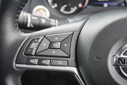 2024 Nissan Navara ST-X