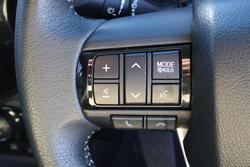 2021 Toyota Hilux SR5
