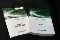 2024 Toyota Hilux SR5 48V