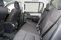 2024 Toyota Hilux SR5 48V