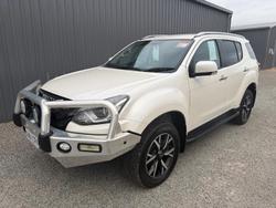 2020 Isuzu MU-X LS-T