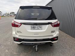 2020 Isuzu MU-X LS-T