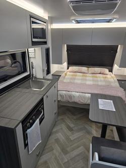 2025 New Age Caravans 16' Manta Ray Expedition Mr16exp Save $9,333 Was $93,333
