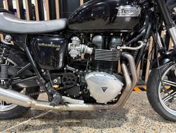 Triumph 2009 TRIUMPH 865CC BONNEVILLE SE A1 JET BLACK