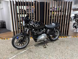Triumph 2009 Triumph 865CC Bonneville SE A1