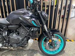2025 Yamaha YZF-R7LA Black
