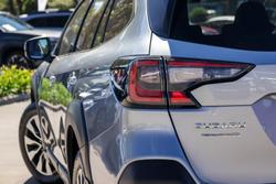 2025 Subaru Outback AWD Touring XT