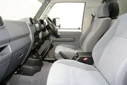2025 Toyota Landcruiser GXL