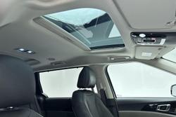 2024 Kia Carnival GT-Line