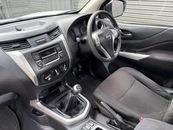 2018 Nissan Navara RX