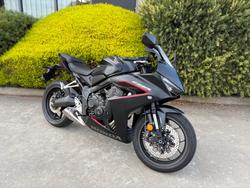 2025 Honda CBR650R Black