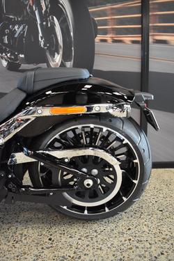 2026 HARLEY-DAVIDSON FXBR BREAKOUT (117)