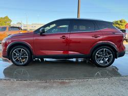 2023 Nissan QASHQAI Ti J12 MY23 Fuji Sunset Red with Pearl Black Roof