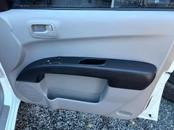 2014 Mitsubishi Triton GLX