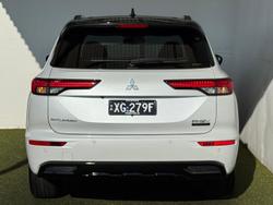 2025 Mitsubishi Outlander PHEV GSR