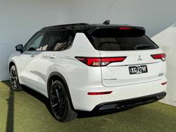 2025 Mitsubishi Outlander PHEV GSR