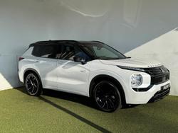 2025 Mitsubishi Outlander PHEV GSR