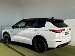 2025 Mitsubishi Outlander PHEV GSR