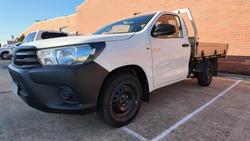 2019 Toyota Hilux Workmate TGN121R 4x2 Glacier White