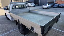2019 Toyota Hilux Workmate TGN121R 4x2 Glacier White