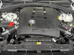 2023 Land Rover Range Rover Velar P400 R-Dynamic SE