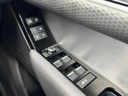 2023 Land Rover Range Rover Velar P400 R-Dynamic SE