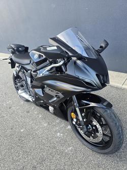 2025 Yamaha YZF-R7 LAMs YZF-R Black
