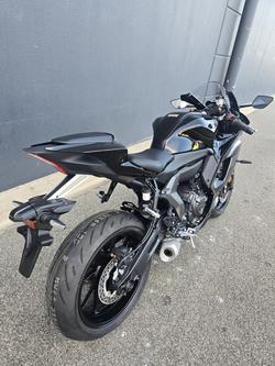 2025 Yamaha YZF-R7 LAMs YZF-R Black