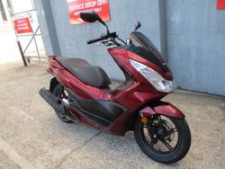 2015 Honda PCX MAROON