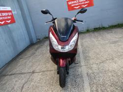 2015 Honda PCX MAROON