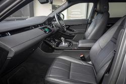 2022 Land Rover Range Rover Evoque P250 R-Dynamic SE