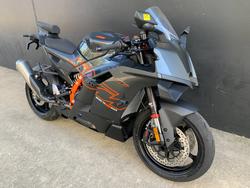 2026 Ktm 2026 KTM 990CC RC R BLACK