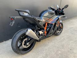 2026 Ktm 2026 KTM 990CC RC R BLACK