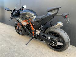 2026 Ktm 2026 KTM 990CC RC R BLACK