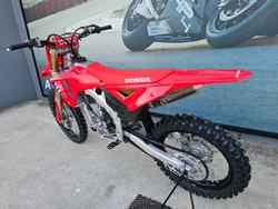 2026 Honda CRF450R Red