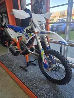 2026 KTM 450 EXC-F Six Days EXC-F White