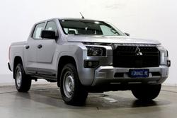 2025 Mitsubishi Triton GLX