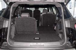 2025 Peugeot 5008 GT Premium Hybrid