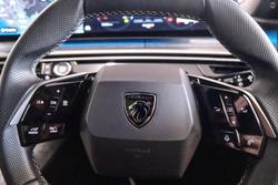 2025 Peugeot 5008 GT Premium Hybrid