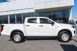 2025 Isuzu D-MAX SX High Ride MY25.5 4x2 Mineral White