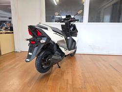 2026 Suzuki AVENIS 125 white