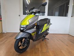 2026 Suzuki AVENIS 125 GREEN