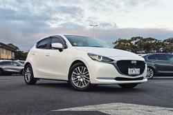 2022 Mazda 2 G15 GT