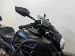 2017 Ducati DIAVEL Black