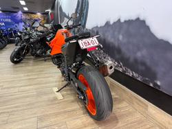 2024 Ktm 990 DUKE ORANGE